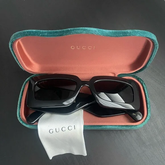 Gucci Black/Grey Rectangle Frame Sunglasses - GUCCI GG1425S - Picture 9 of 10